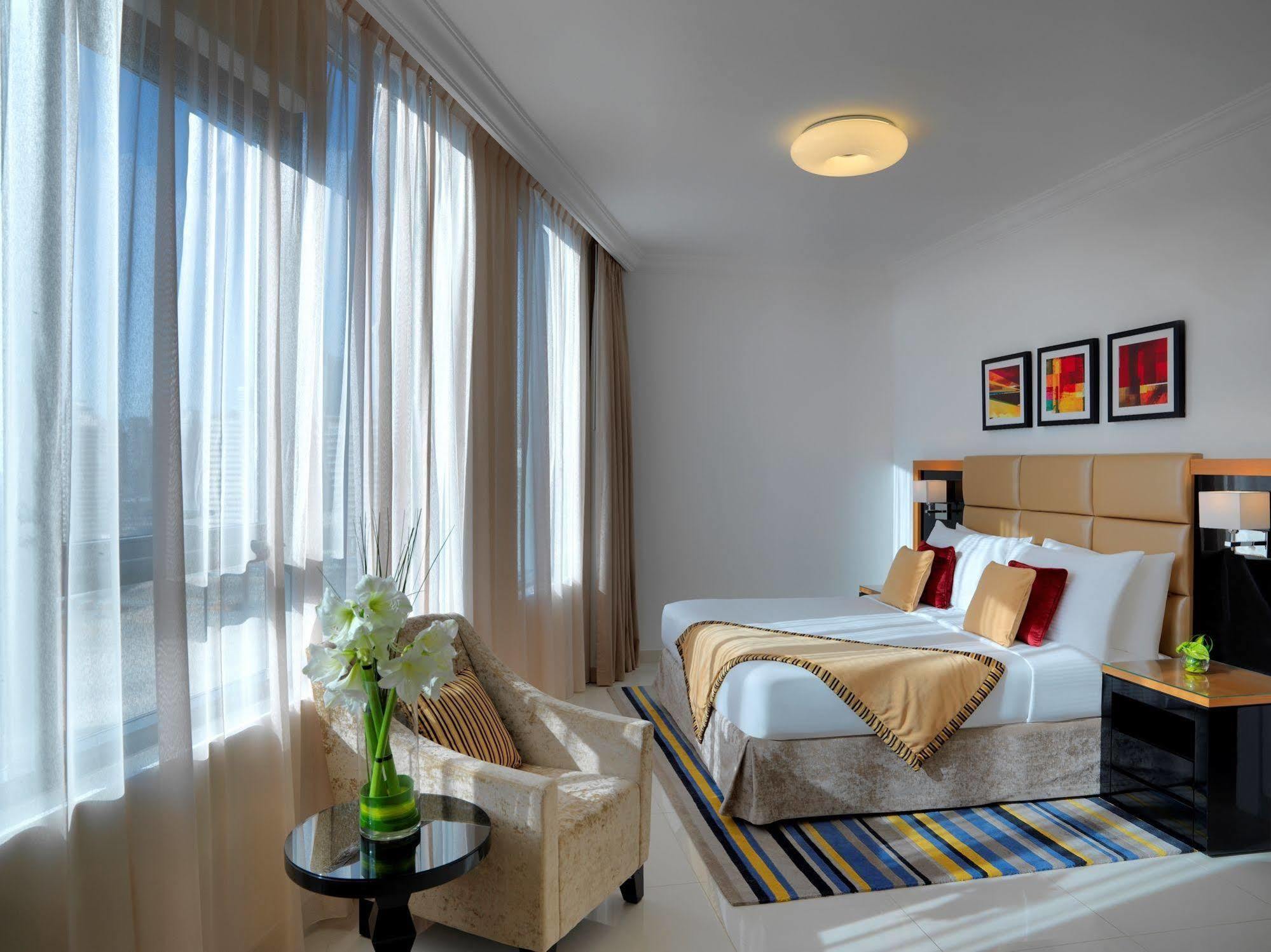 Damac Maison De Ville Breeze Дубай Екстериор снимка